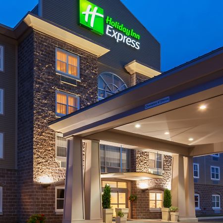 Holiday Inn Express Deer Lake By Ihg Ngoại thất bức ảnh