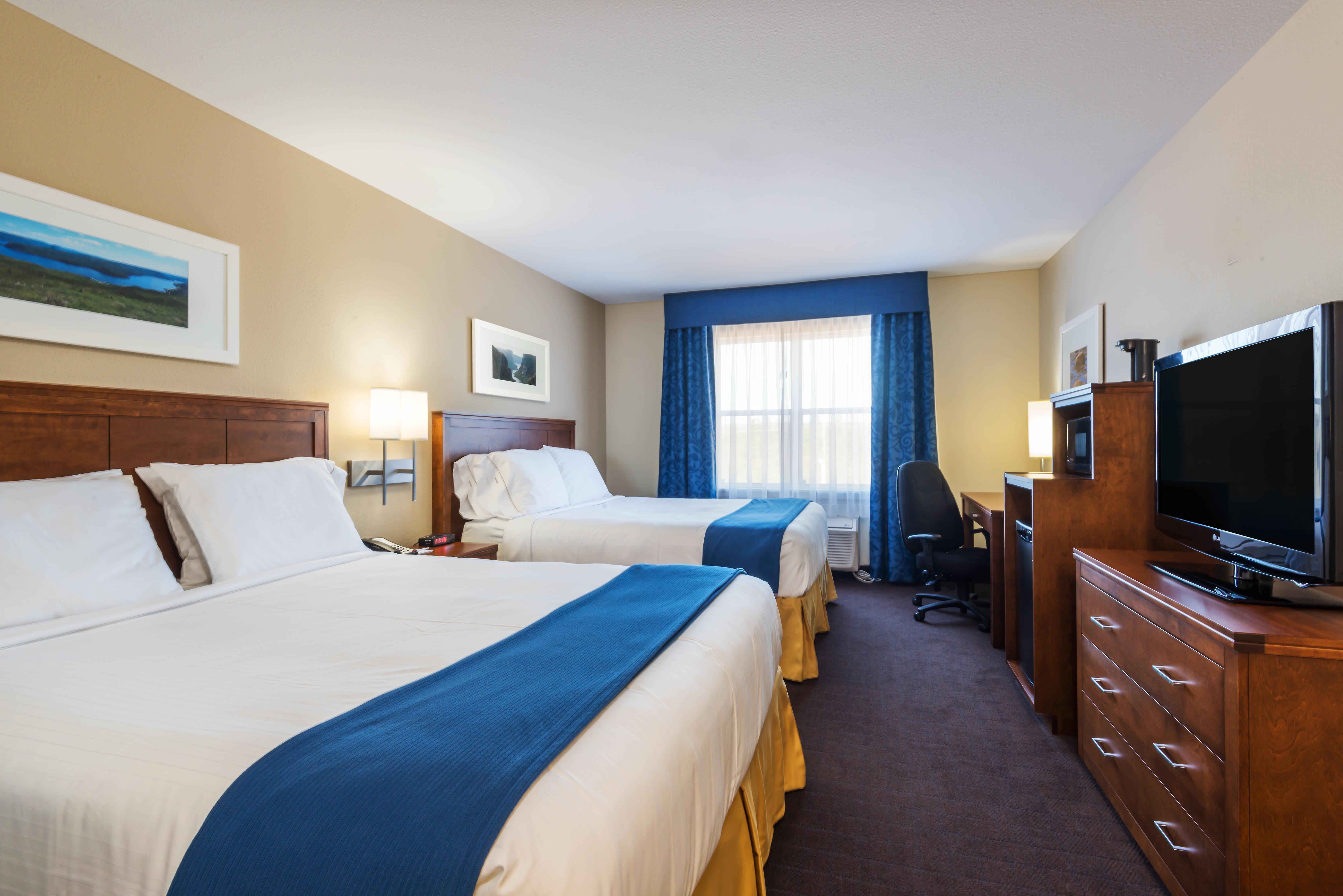 Holiday Inn Express Deer Lake By Ihg Ngoại thất bức ảnh